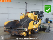 Obras de carretera Caterpillar AP300 D usada