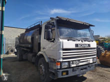 Répandeuse Scania 93HL(NA8594Z)