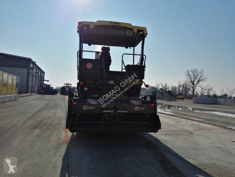 Obras públicas rodoviárias Bomag  BF 600 P-2...