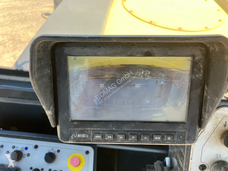 Lavori stradali Bomag  BM 2200/75  Stage...