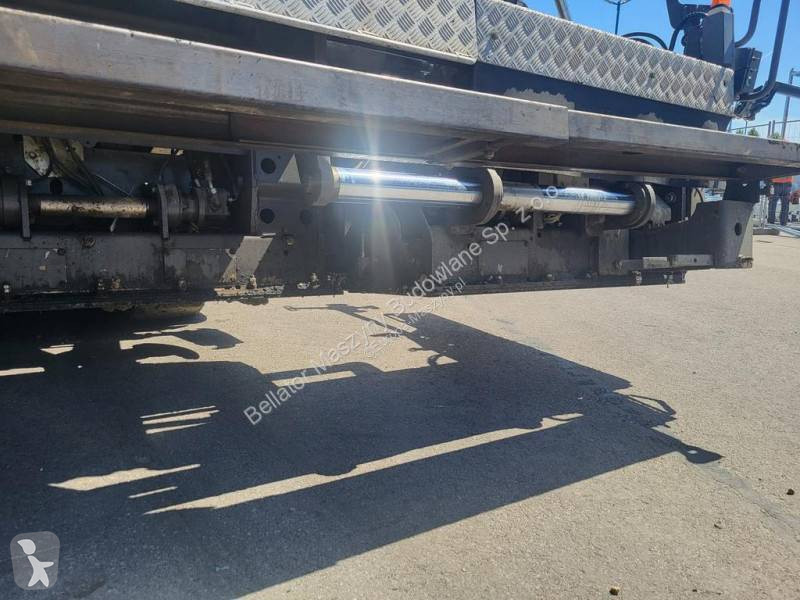 أشغال طرقية Volvo ABG P7820C