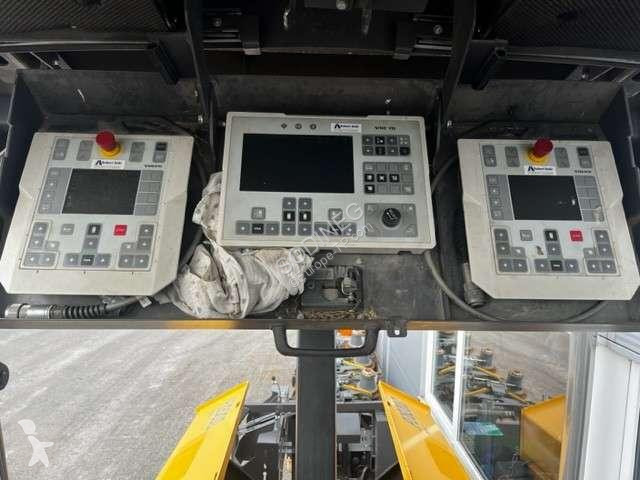 Echipamente pentru lucrari rutiere Volvo P2820D...