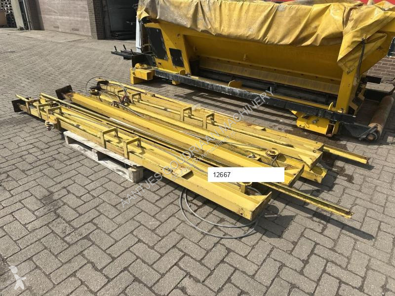 Echipamente pentru lucrari rutiere  Gravillonneur