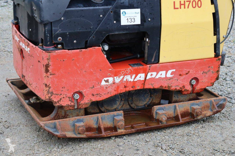 Obras de carretera Dynapac LH700