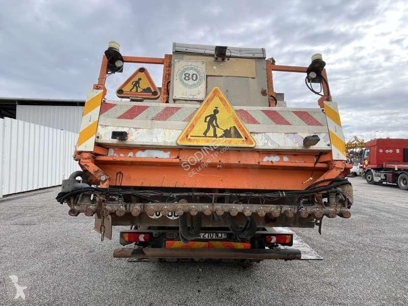 Lavori stradali Renault PREMIUM 370-26
