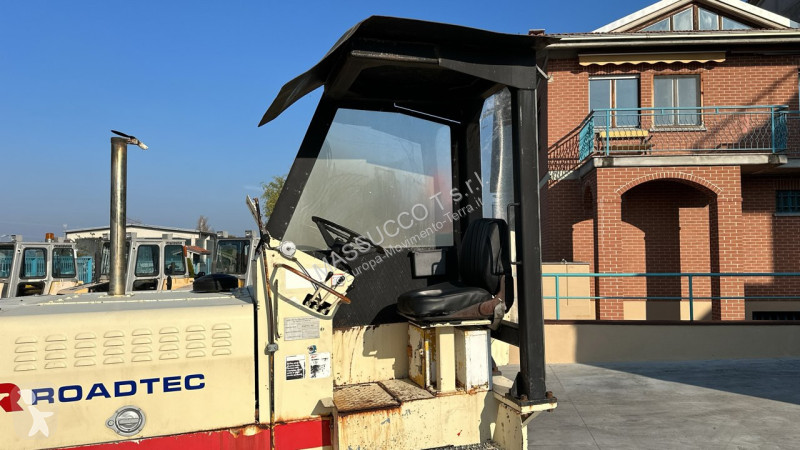 Silniční práce Roadtec RX-10 123