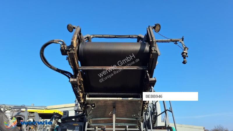 أشغال طرقية Vögele MT3000-3i Power Feeder MTV...
