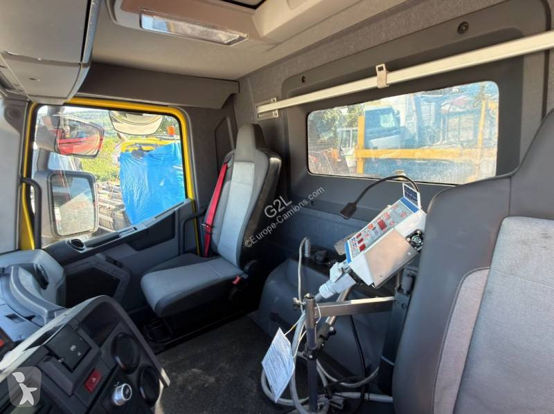 Дорожно-строительная техника Renault C-Series 380