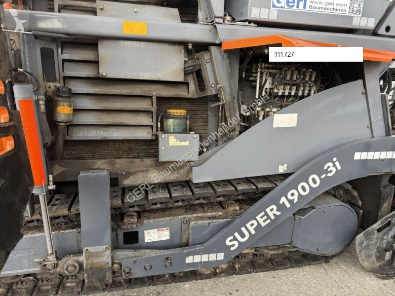 Vägarbeten Vögele Super 19003i