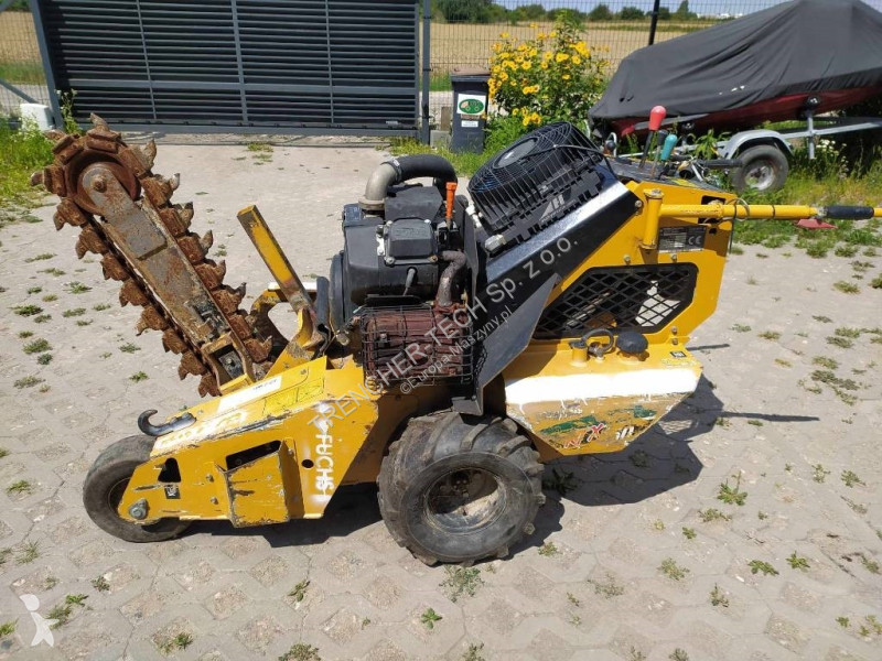 Silniční práce Vermeer RTX150