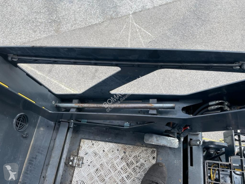 Obras públicas rodoviárias Bomag  BF 300 P-2...