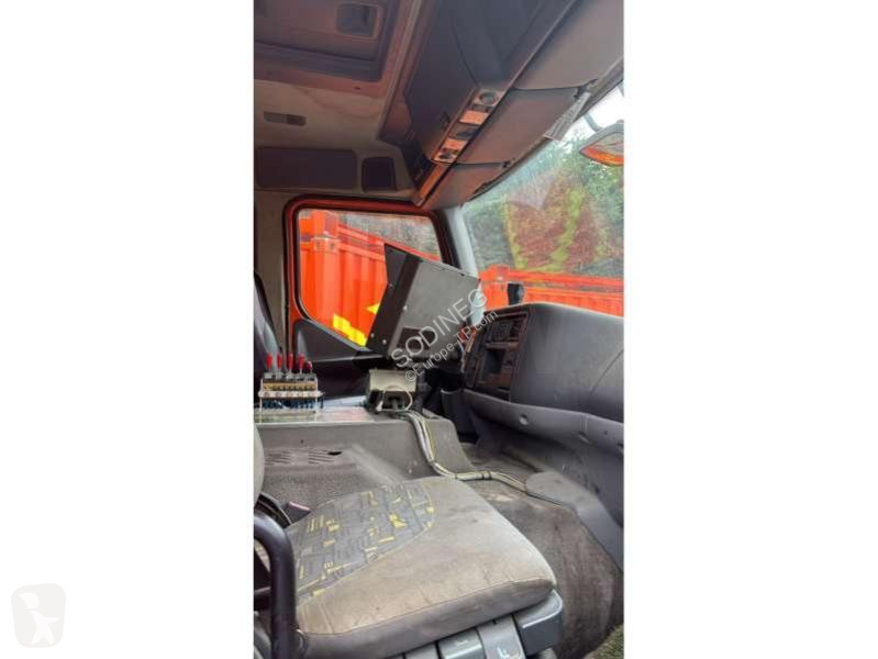 Wegenbouw Renault PREMIUM 370-26