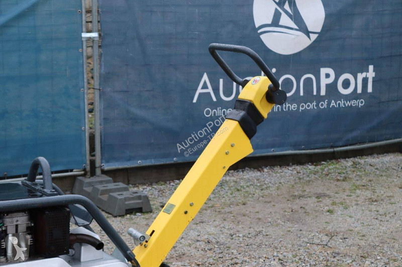 Echipamente pentru lucrari rutiere  DPU5545