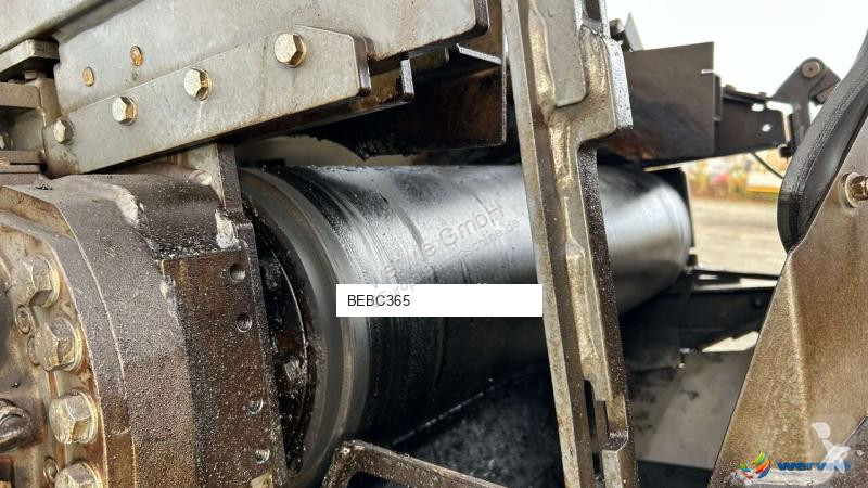 أشغال طرقية Vögele MT 3000-3i Offset
