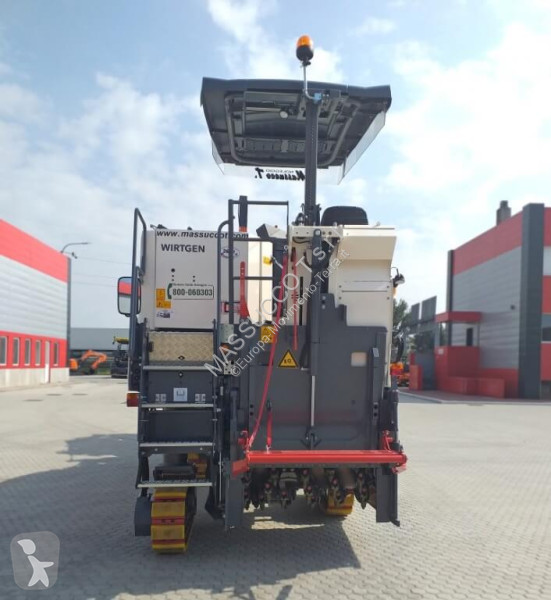 أشغال طرقية Wirtgen W120CFi