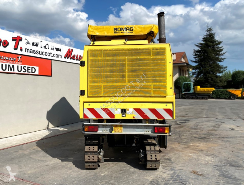 Дорожно-строительная техника Bomag BM1300/30