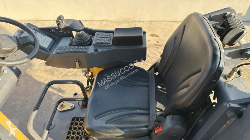 أشغال طرقية XCMG XM505K