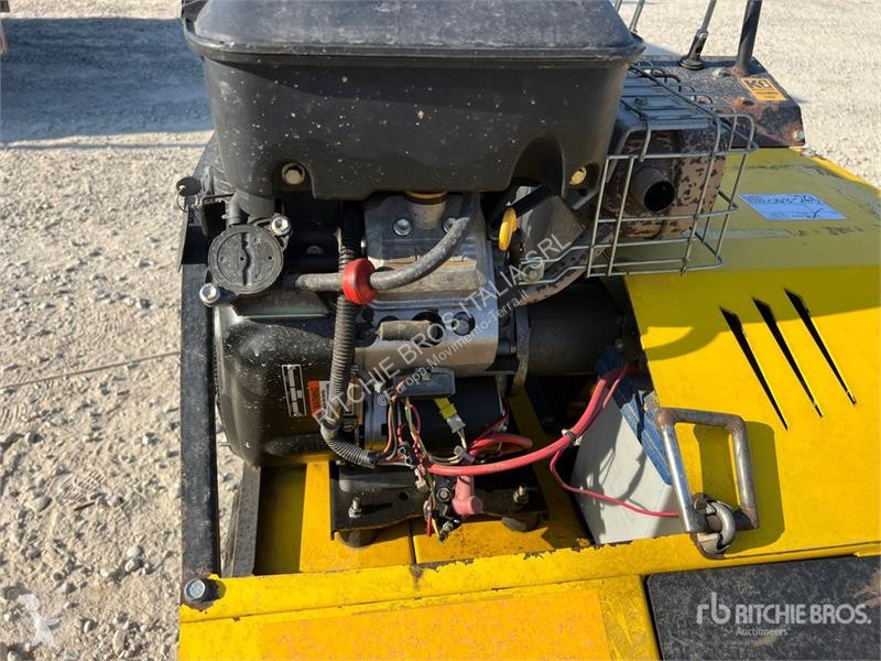 أشغال طرقية  SK206 Trencher