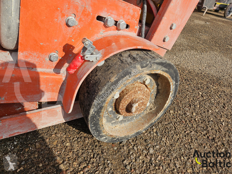 Travaux routiers Husqvarna FS524