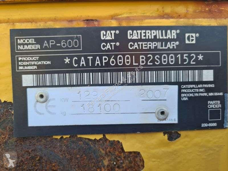 Wegenbouw Caterpillar
