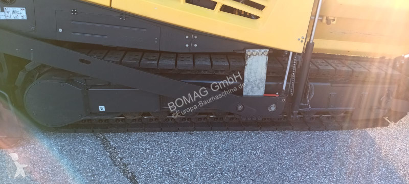 Obras públicas rodoviárias Bomag  BF 700 C-2...