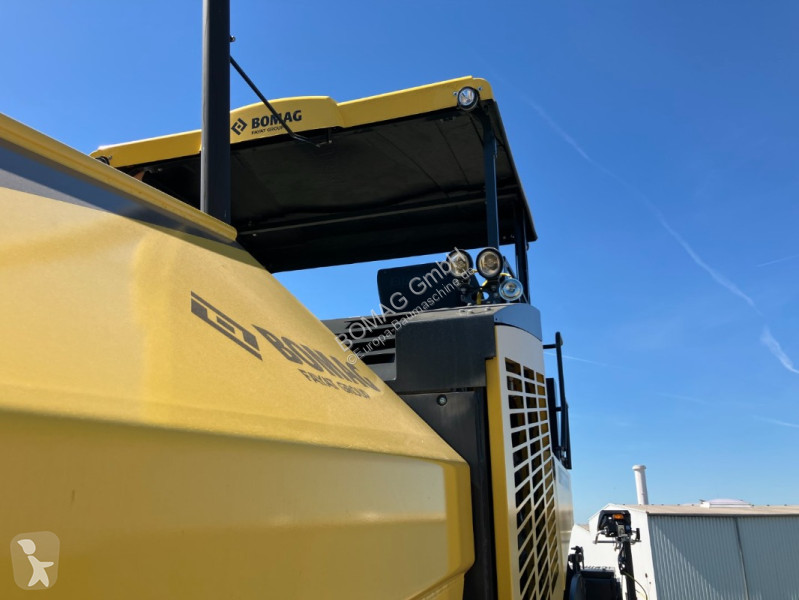 Obras de carretera Bomag  BF 800 C S600  Stage...
