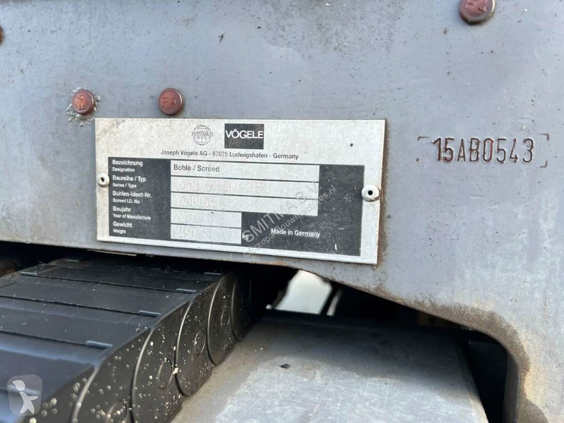 أشغال طرقية Vögele SUPER 1800-2