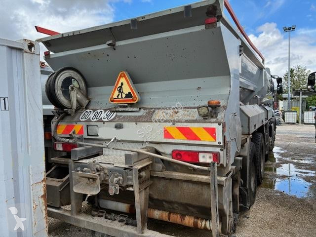 Wegenbouw Renault AVILLONNEUSE RGS