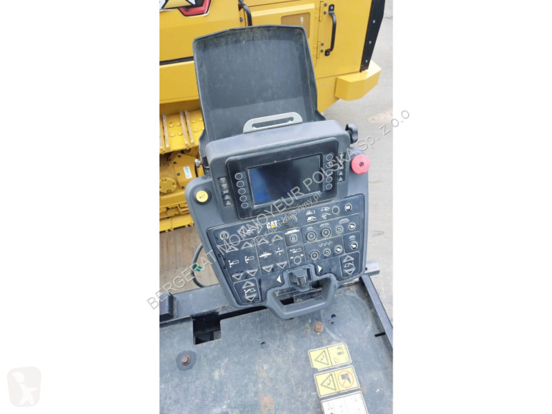 Vejarbejde Caterpillar AP655F