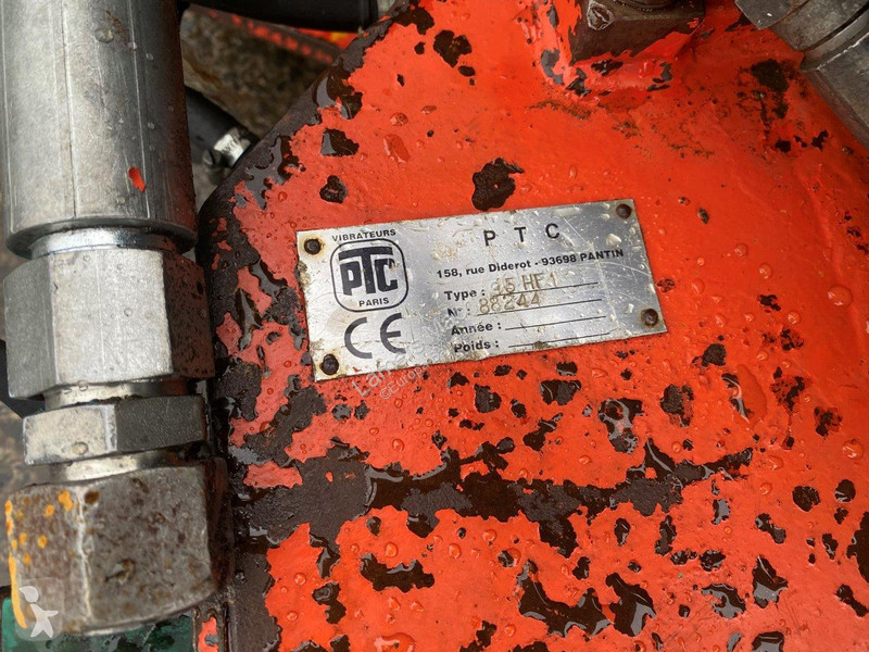 أشغال طرقية  PTC 350A powerpack + 15HF1...