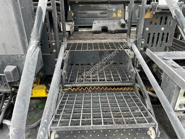 Obras públicas rodoviárias Bomag BF 600 P-2...