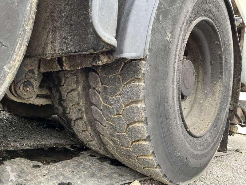 Lavori stradali Renault PREMIUM 370-26