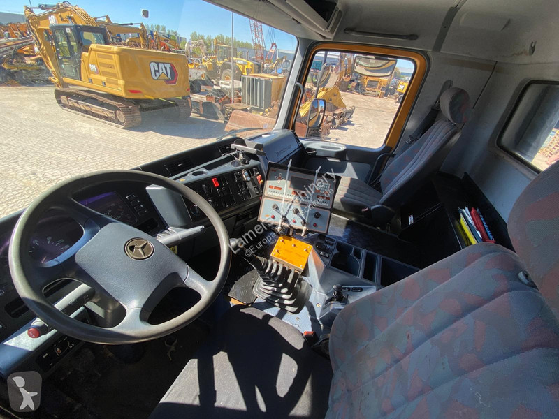 Cestné staviteľstvo Mercedes Actros 2535 with...