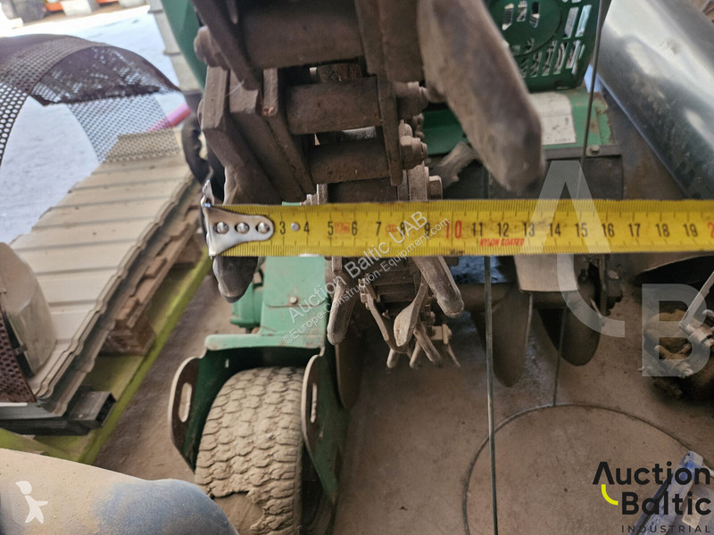 Travaux routiers Vermeer V2050