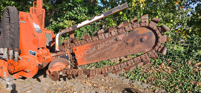 Útmunkagépek  RT 40 sleuven graafmachine