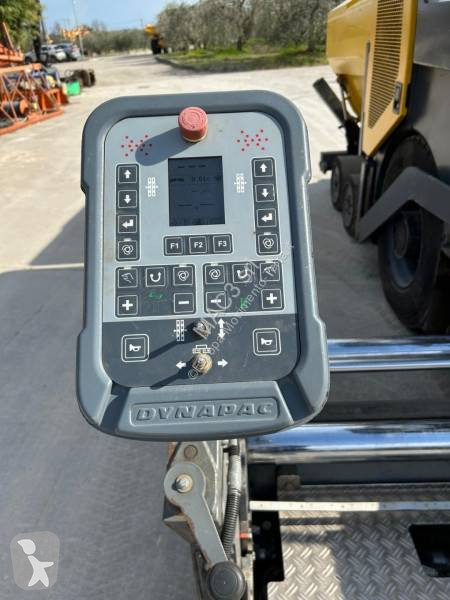 Wegenbouw Dynapac SD1800W