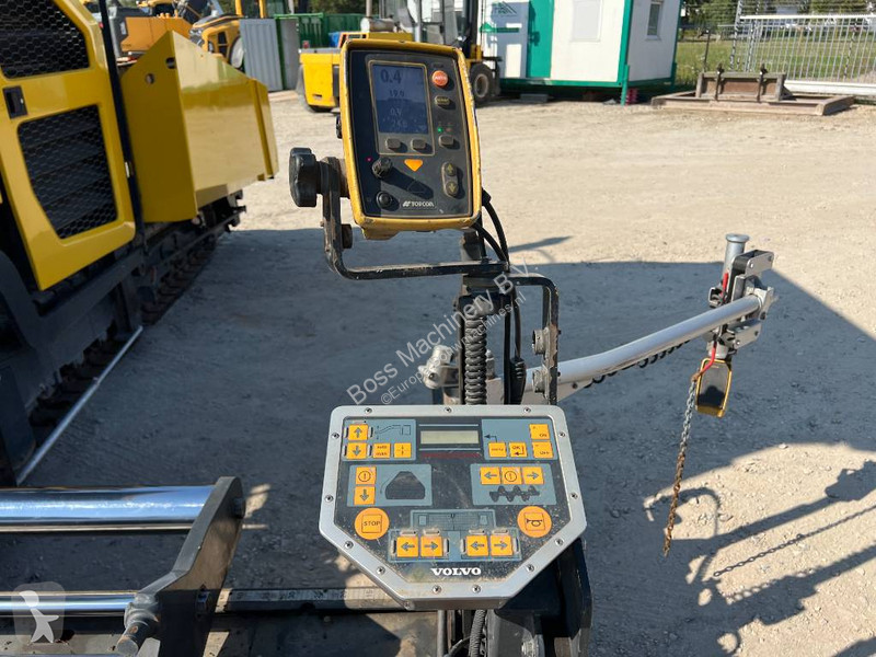 Wegenbouw Volvo 6 Meter Paving Width / Topcon GPS