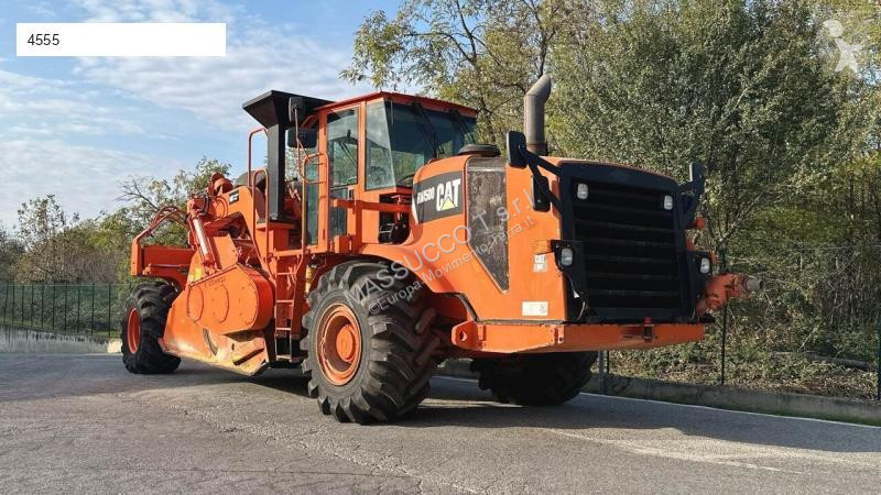 Wegenbouw Caterpillar
