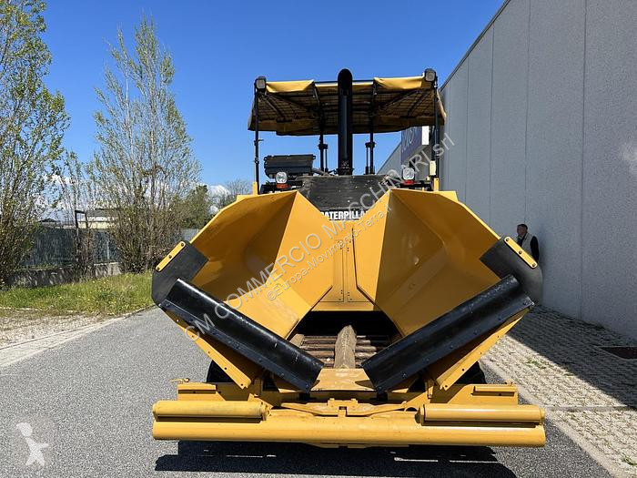 Echipamente pentru lucrari rutiere Caterpillar