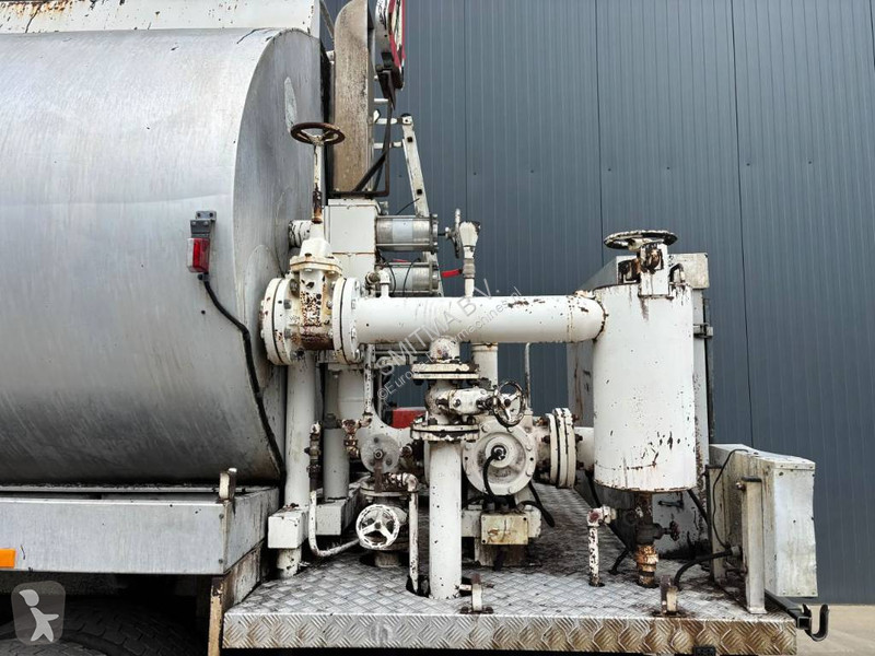 Wegenbouw Renault Rincheval 9.000 Liter...