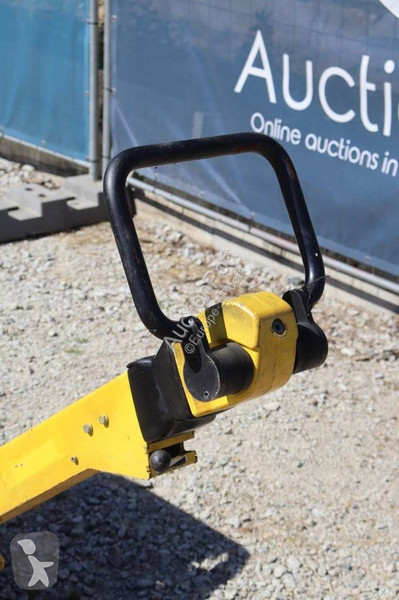 Echipamente pentru lucrari rutiere  DPU5545