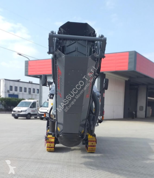 أشغال طرقية Wirtgen W120CFi