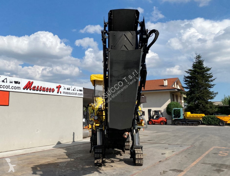 Дорожно-строительная техника Bomag BM1300/30