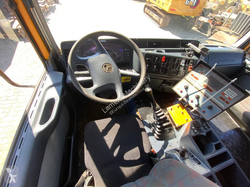 Cestné staviteľstvo Mercedes Actros 2535 with...