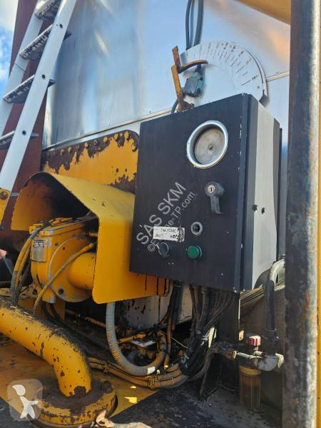 Vägarbeten Acmar 9000 LITRES
