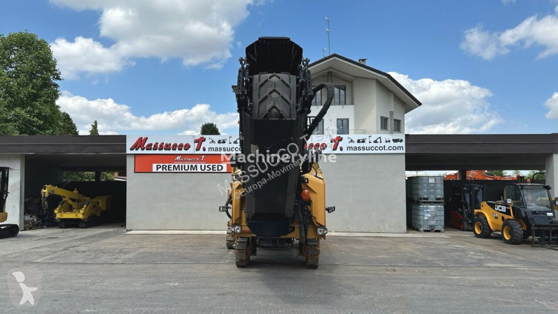 Wegenbouw Caterpillar PM310