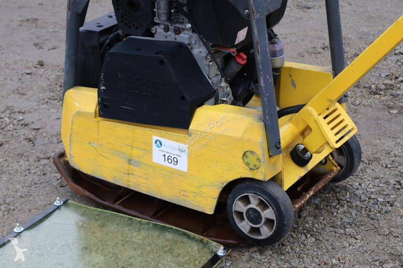 Echipamente pentru lucrari rutiere  Vibroplate...