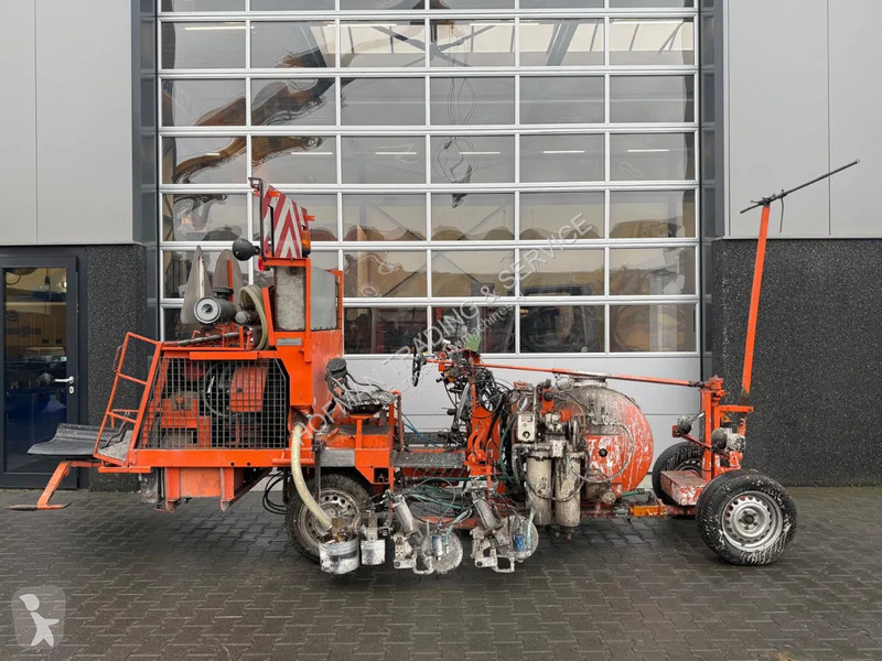Дорожно-строительная техника Hoffmann H26-1