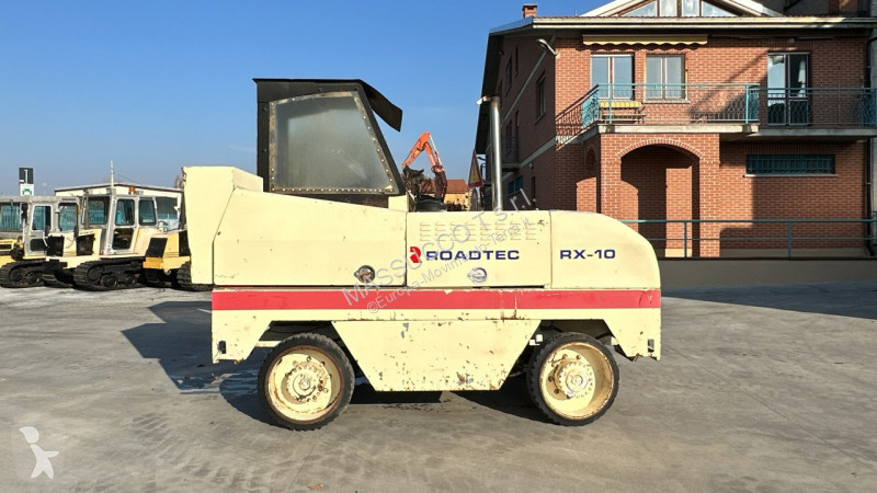 Silniční práce Roadtec RX-10 123