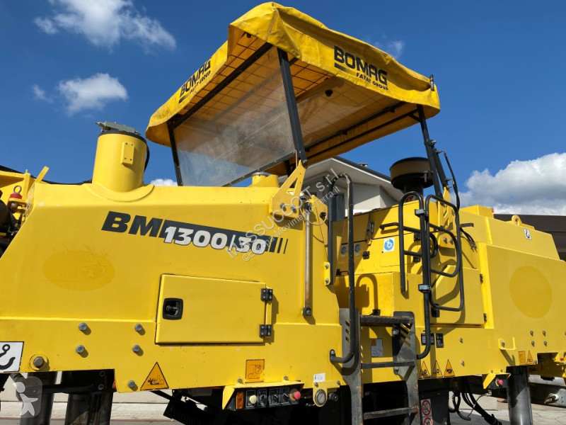 Дорожно-строительная техника Bomag BM1300/30